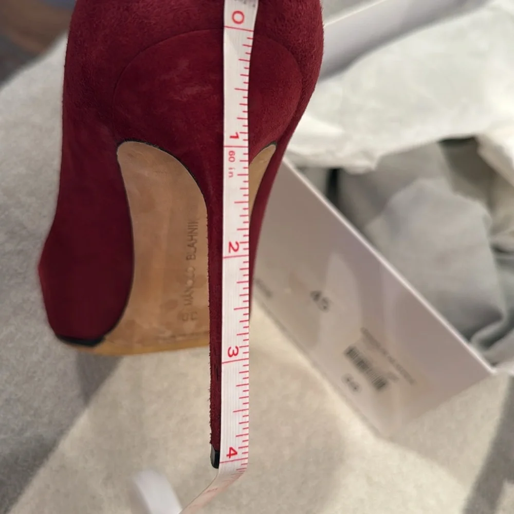 Manolo Blahnik Sz 8 / 38 BB Burgundy Suede EXCELLENT Cond w/Orig Box Dust Bag - Picture 11 of 11